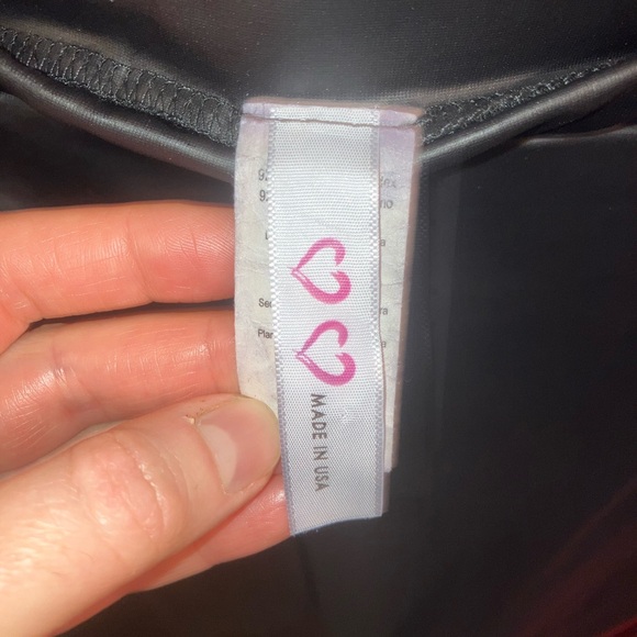 Black 0 Fake Leather Leggings Made In The USA - Picture 6 of 9